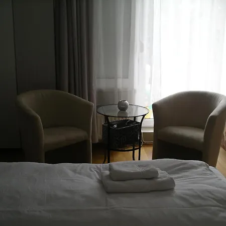 Apartment Centrum 2 Apartmanok Heviz