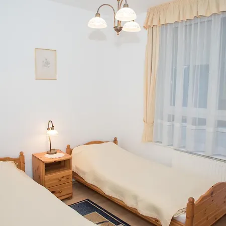 Centrum 2 Apartmanok Апартаменты