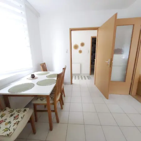 Centrum 2 Apartmanok Хевиз