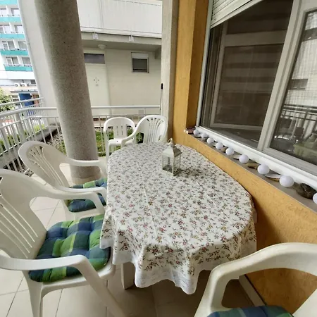 Апартаменты Centrum 2 Apartmanok *