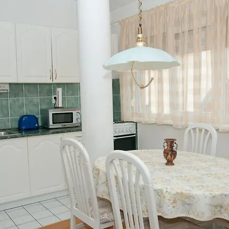Апартаменты Centrum 2 Apartmanok *