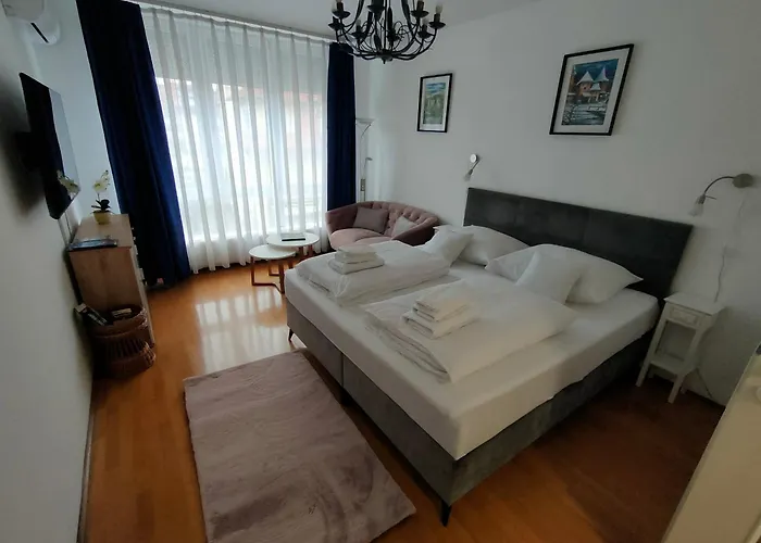 Apartment Centrum 2 Apartmanok Hévíz